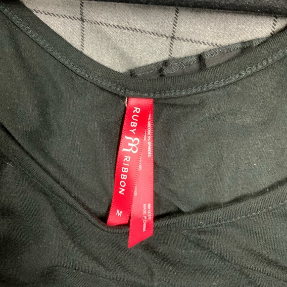 Ruby Ribbon tank - Picture 4 of 4